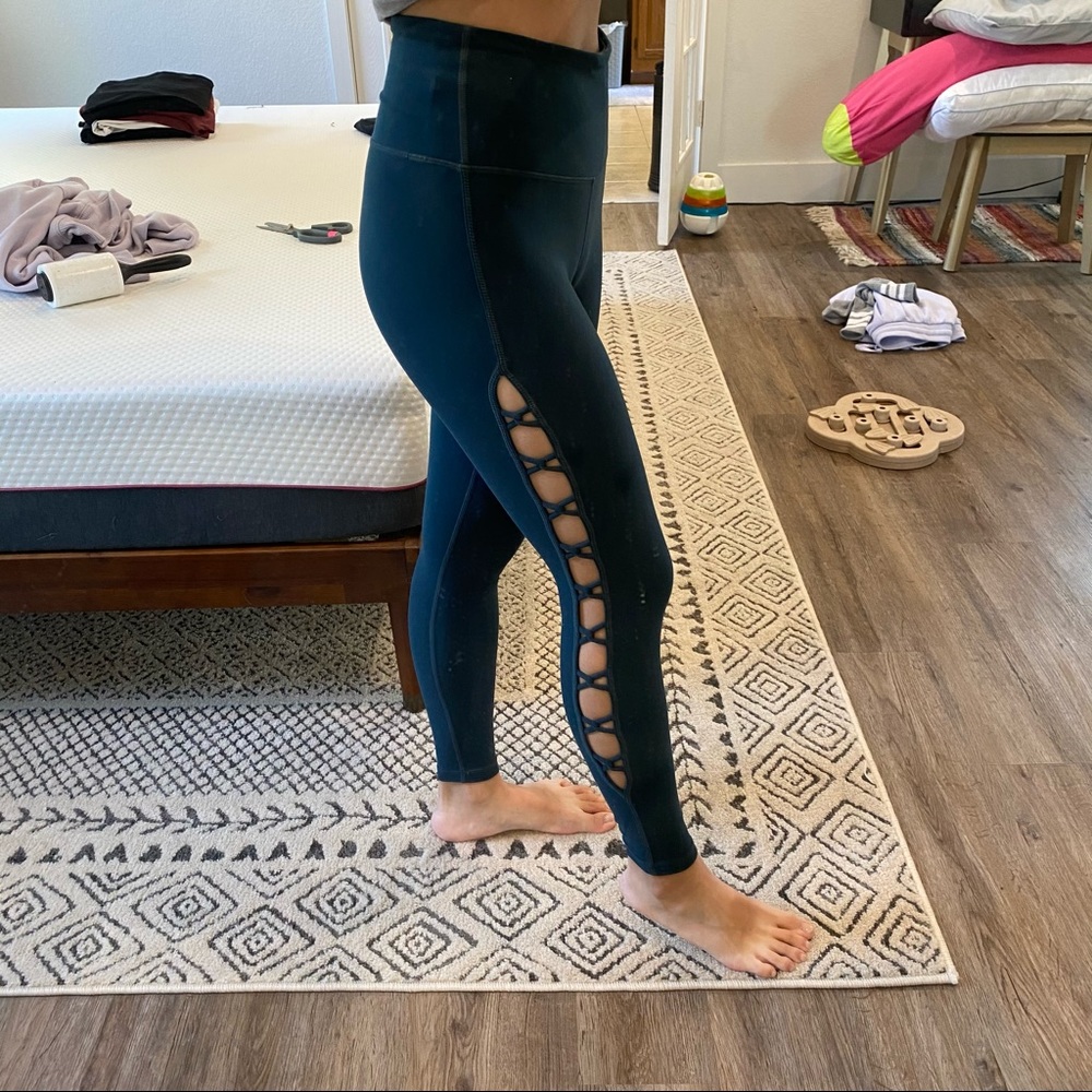 Athleta Yoga Leggings - XS - Picture 2 of 5